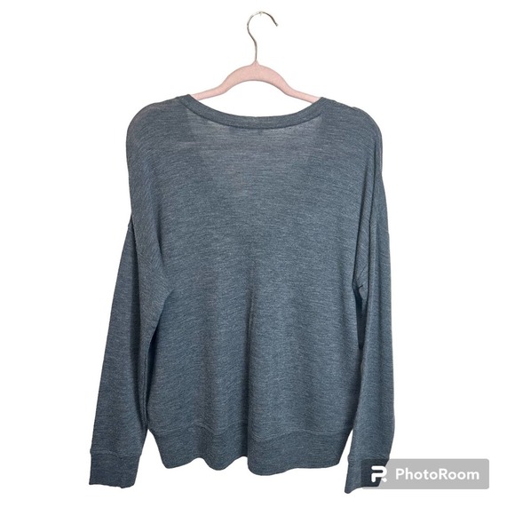 VINCE 100% Wool‎ Sweater Women’s S Gray V-neck Long Sleeve Knit Slouchy Neutra - Picture 2 of 12